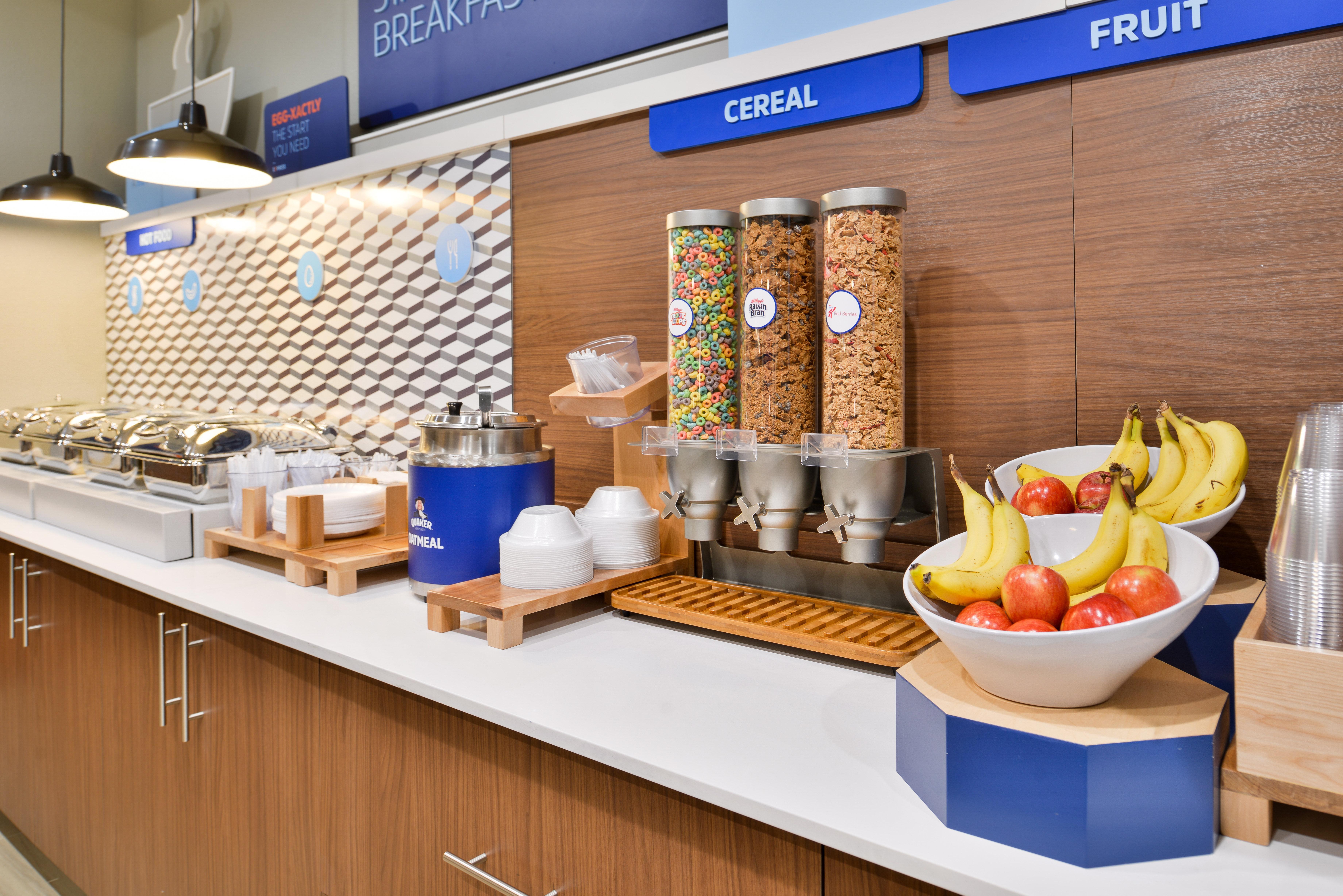 Holiday Inn Express - Early By Ihg Eksteriør billede